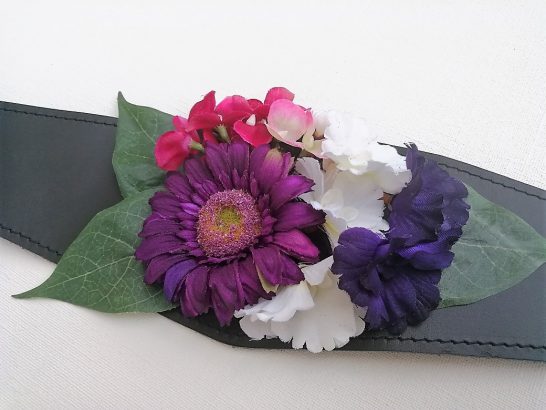 cinturón fiesta flores piel negro invitada juvenil