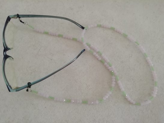 cordon gafas piedras cristal verde rosa