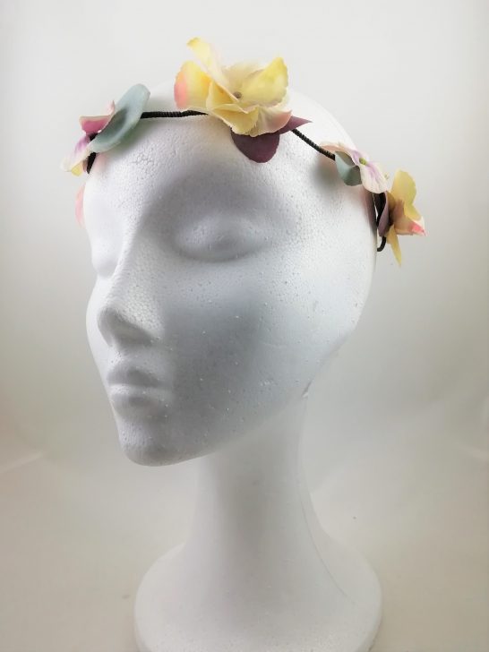 corona diadema tiara flores colores suaves niña arras comunion boda